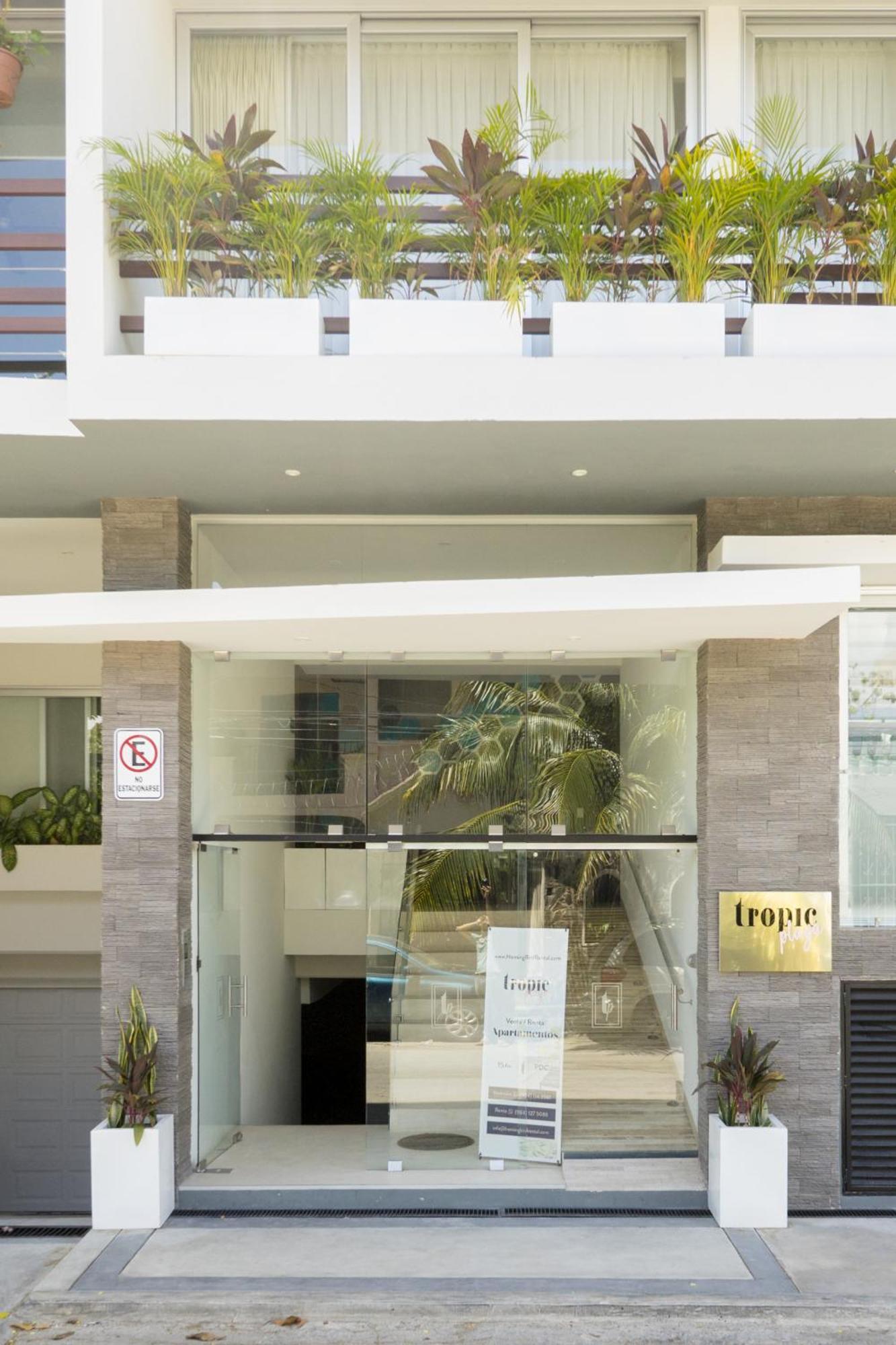 Tropic Playa Apartments Плая-дель-Кармен Экстерьер фото
